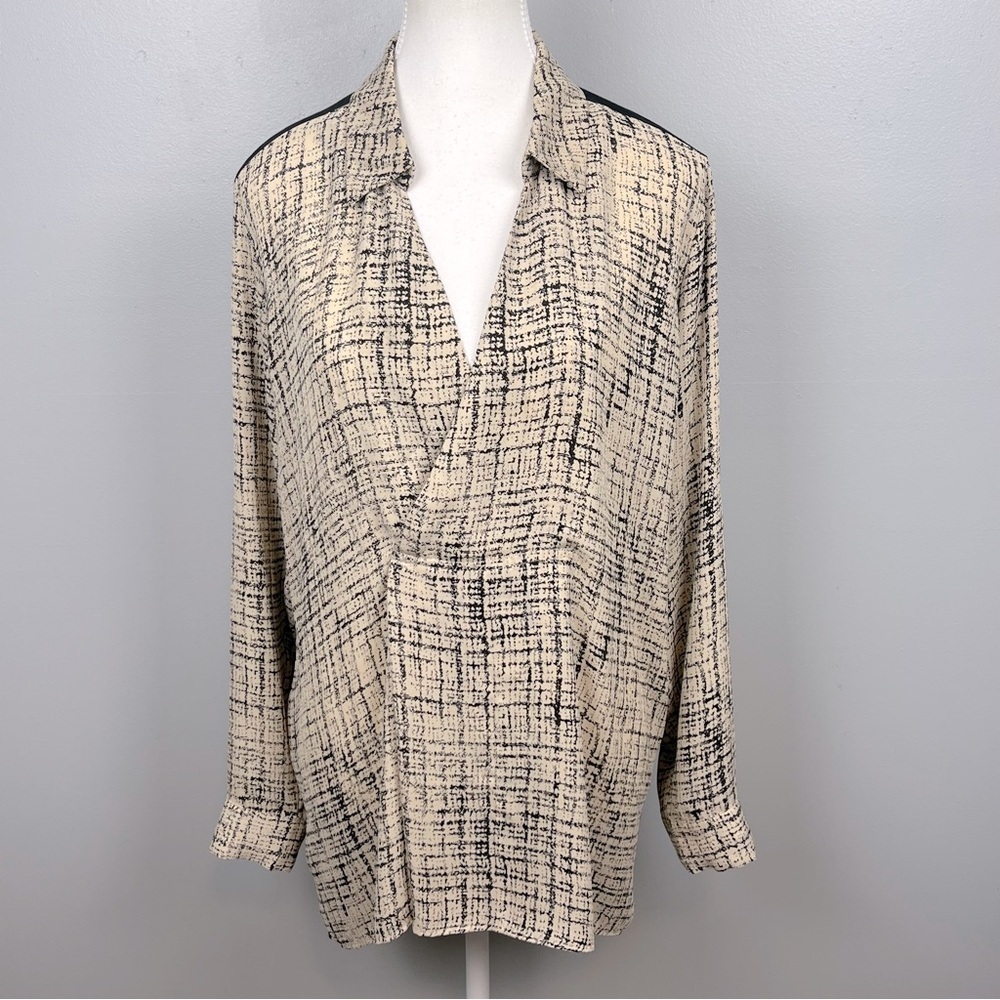 Soft Surroundings Savoy beige black mixed material surplice blouse, medium.